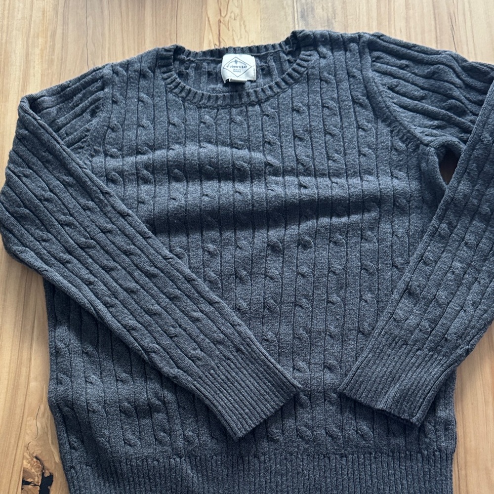 St John’s Bay Women’s S Cable Knit Sweater Charcoal Gray